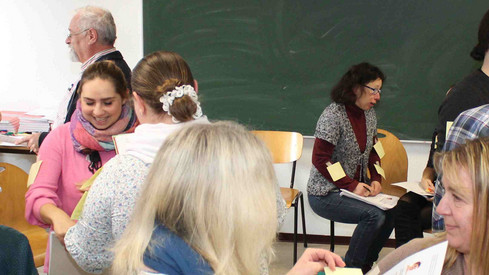 Qualifizierungsanforderungen an Kursleitende Qualifizierungsanforderungen an Kursleitende